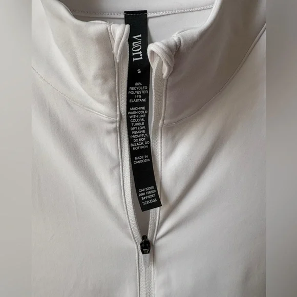 Vuori Studio Half Zip White - Picture 6 of 9